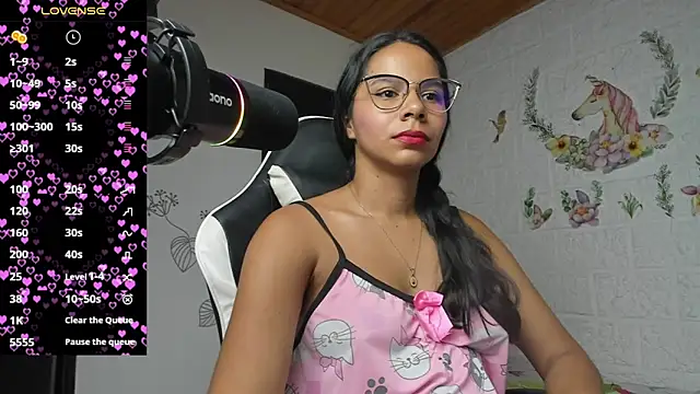 alisson_hoffman05's Live XXX Chat