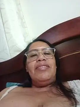 Emilif_ Live XXX Chat
