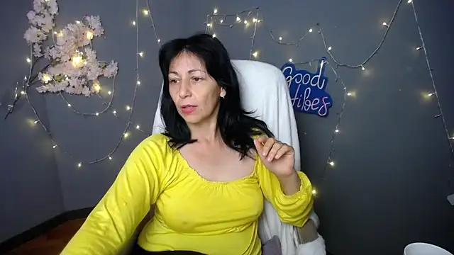 LiluGrants live XXX chat