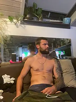 MrTwister666 Live XXX Chat