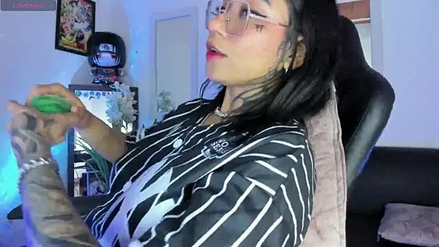 Chat XXX en directo de Dimitra_hells