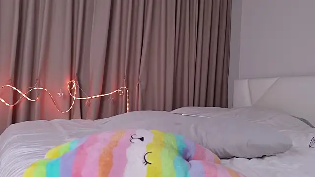 hotaru_baby Adlı Modelin Canlı XXX Sohbeti
