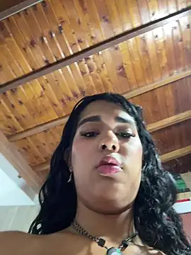 EmmaRoux_ – Live XXX-chat
