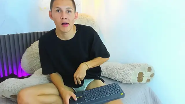 IzanArias – Naživo XXX chat
