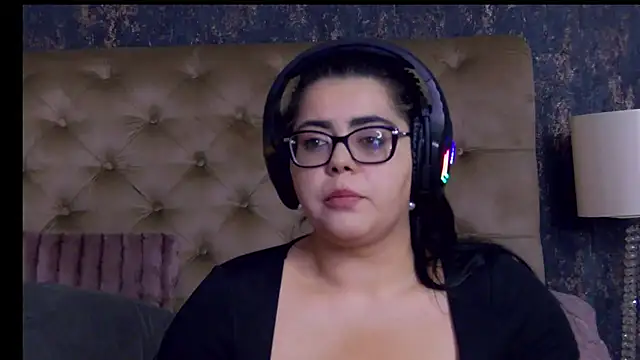 AriaRussell's Live XXX Chat