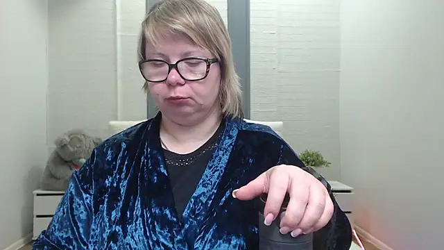 Chat XXX en directo de BonnnyBoobsy