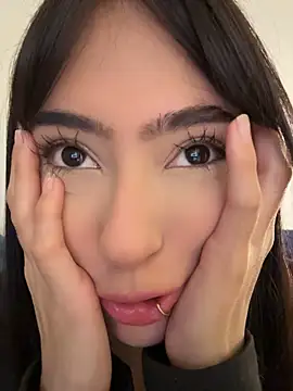 Chat XXX en directo de Hinata_3