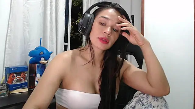 Chat XXX en directo de Ann_y