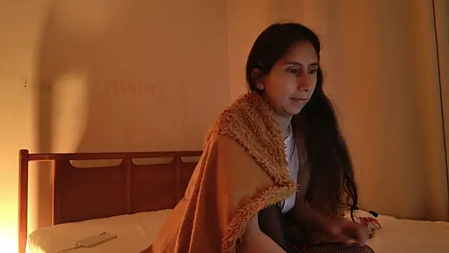 MoonLipsON-'s Live XXX Chat