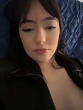 Chat XXX ao vivo de Hinata_3