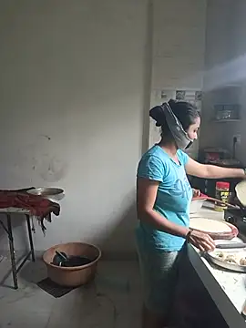 sakshi_moni Obrolan Langsung XXX