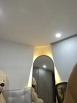 MiaGlowVelvet Live XXX Chat