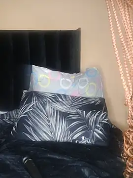Nicollet2 Chat XXX live