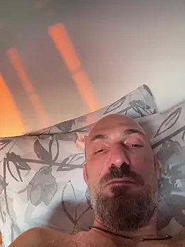 Adoro99's Live XXX Chat