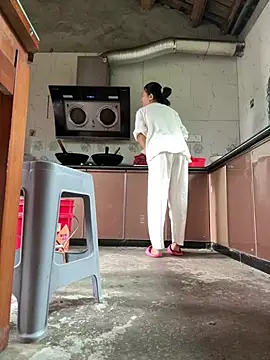cmvooのライブXXXチャット