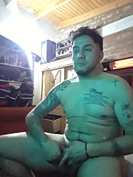 Show de Omar90sala na webcam