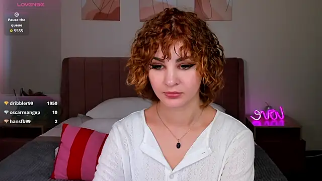 Kira__Fluffy – Naživo XXX chat