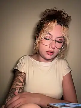 Živý XXX chat Joyce-fire