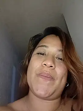Chatroom XXX en direct de Arya_Gomez
