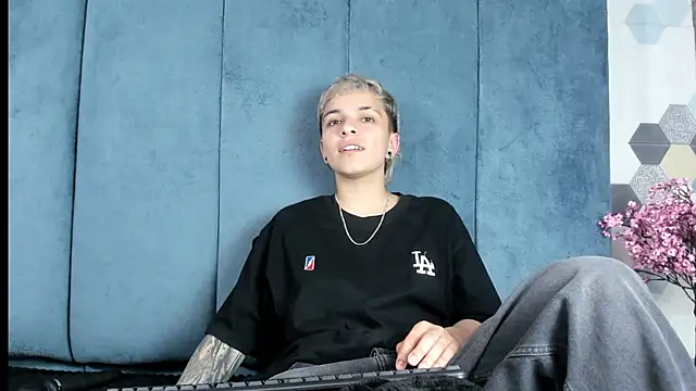 Czat XXX na żywo – Megan_Thompson_
