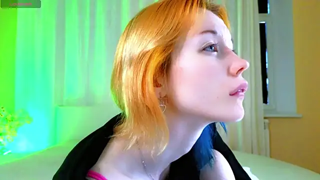 Živý XXX chat Kiara_Age