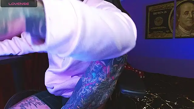 Czat XXX na żywo – jhonny__ackerman
