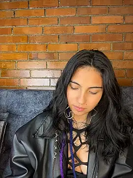 Velvet_Mysstic Chat XXX in diretta