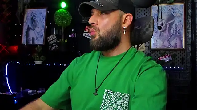 Živý XXX chat LexHardy