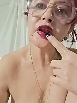 Sweetsorgaria élő XXX-chatje