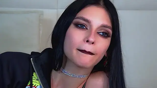 BeverlyMost Chat XXX live