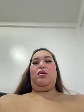 ashleygrahamts élő XXX-chatje
