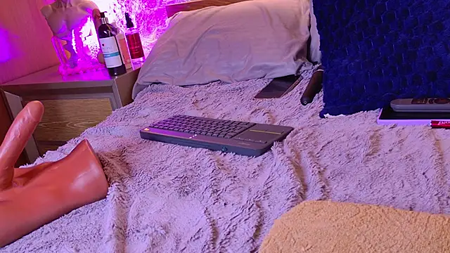 bella_mush's Live XXX Chat