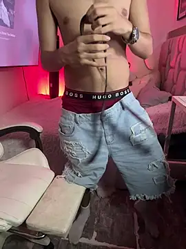 Chat +18 de Eiden_carter ao vivo