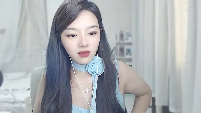 Chat XXX en directo de Romy-sweet