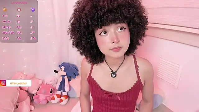 Chat +18 de Alice_winter_ ao vivo