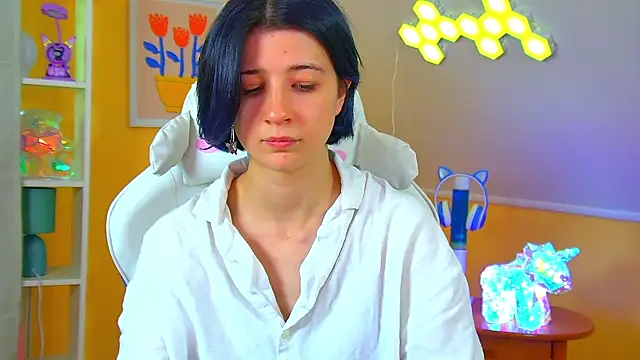 AnneAvelin Chat XXX in diretta