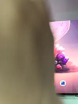 Cockoroach3333's Live XXX Chat
