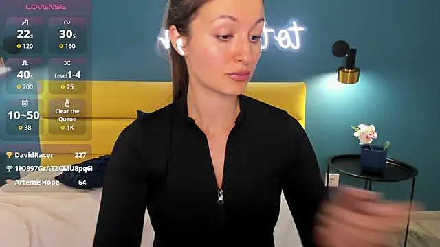 Chat +18 de Joan_Nelson ao vivo