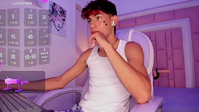 Chatroom XXX en direct de cherub_