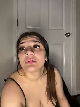 Chat +18 de treasurebabii ao vivo