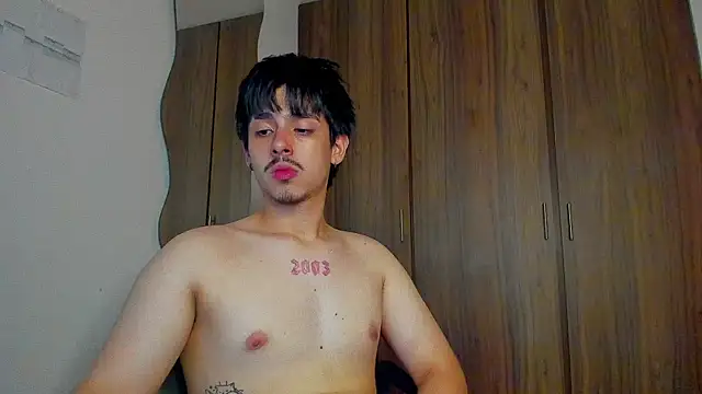 Maximo_MillerのライブXXXチャット