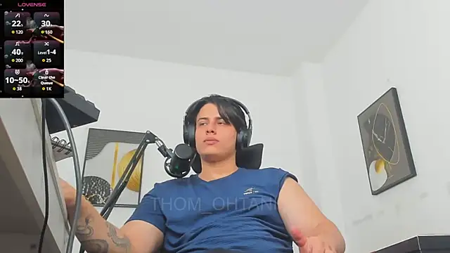 Thom_Ohtani Chat XXX in diretta