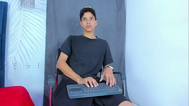 LatinPrince_ Chat XXX live