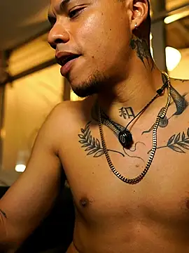 Chat XXX ao vivo de AlphaMasterXxx