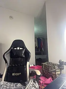 Chat +18 de Stormiii_ ao vivo