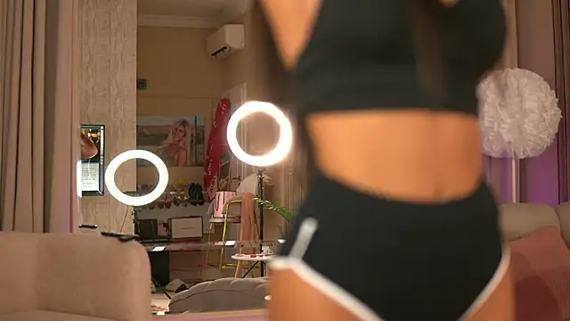 OhAnita লাইভ XXX চ্যাট