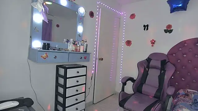 دردشة soffy_rosses الجنسية المباشرة