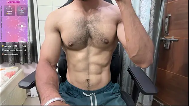 DevilsFavoriteBoy Adlı Modelin Canlı XXX Sohbeti