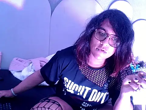 Chatroom XXX en direct de jessie_dark30