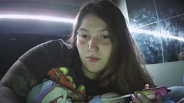 Angelk43 – Naživo XXX chat